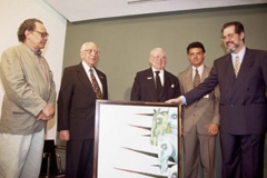 De izq. a dcha. Pedro León Zapata, Ramón J. Velásquez, Arturo Uslar Pietri, José Calvo Otero y Miguel Henrique Otero. Caracas 2000