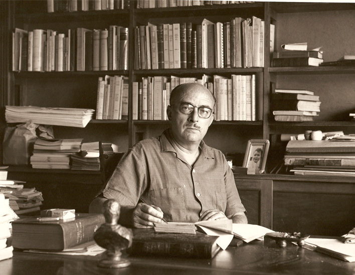 Pedro Grases en su estudio en Quinta Vilafranca, 1963