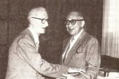Con Eleazar López Contreras (s. f.)