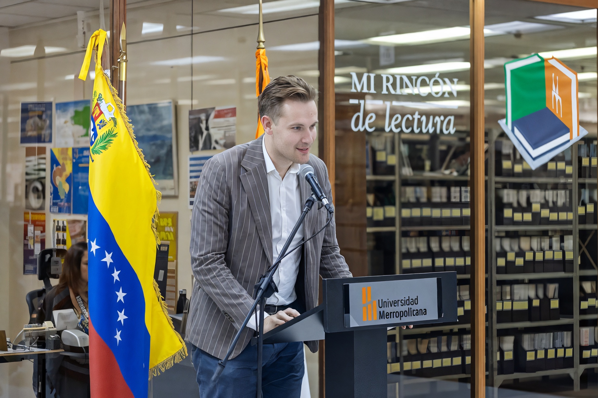 Biblioteca Pedro Grases Exposición sobre la reunificación alemana en la UNIMET