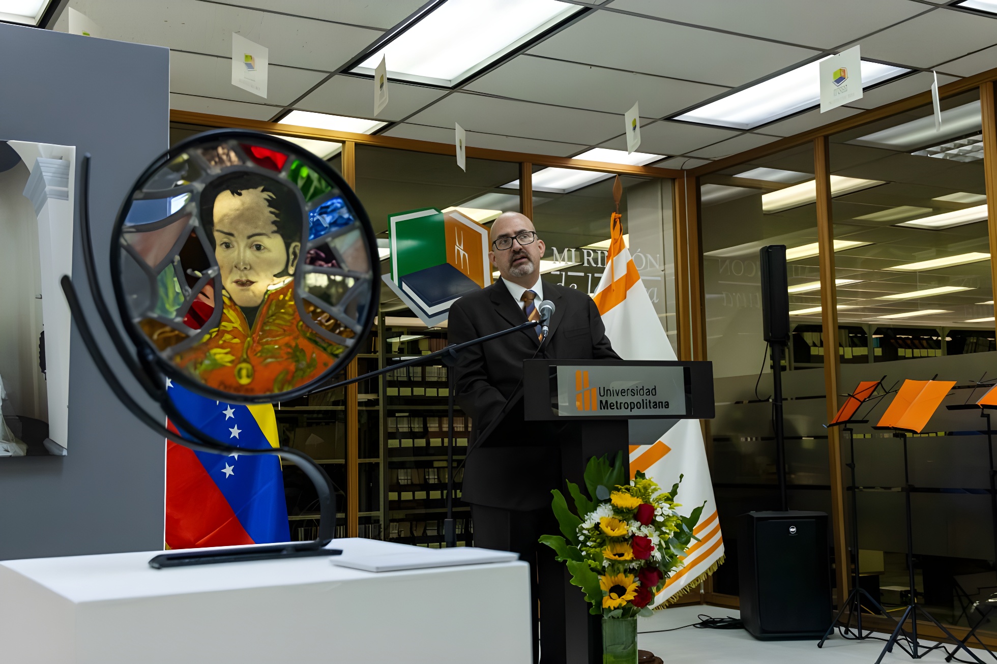 Biblioteca Pedro Grases Significados esculpidos: la estatuaria heroica como referente de la identidad nacional